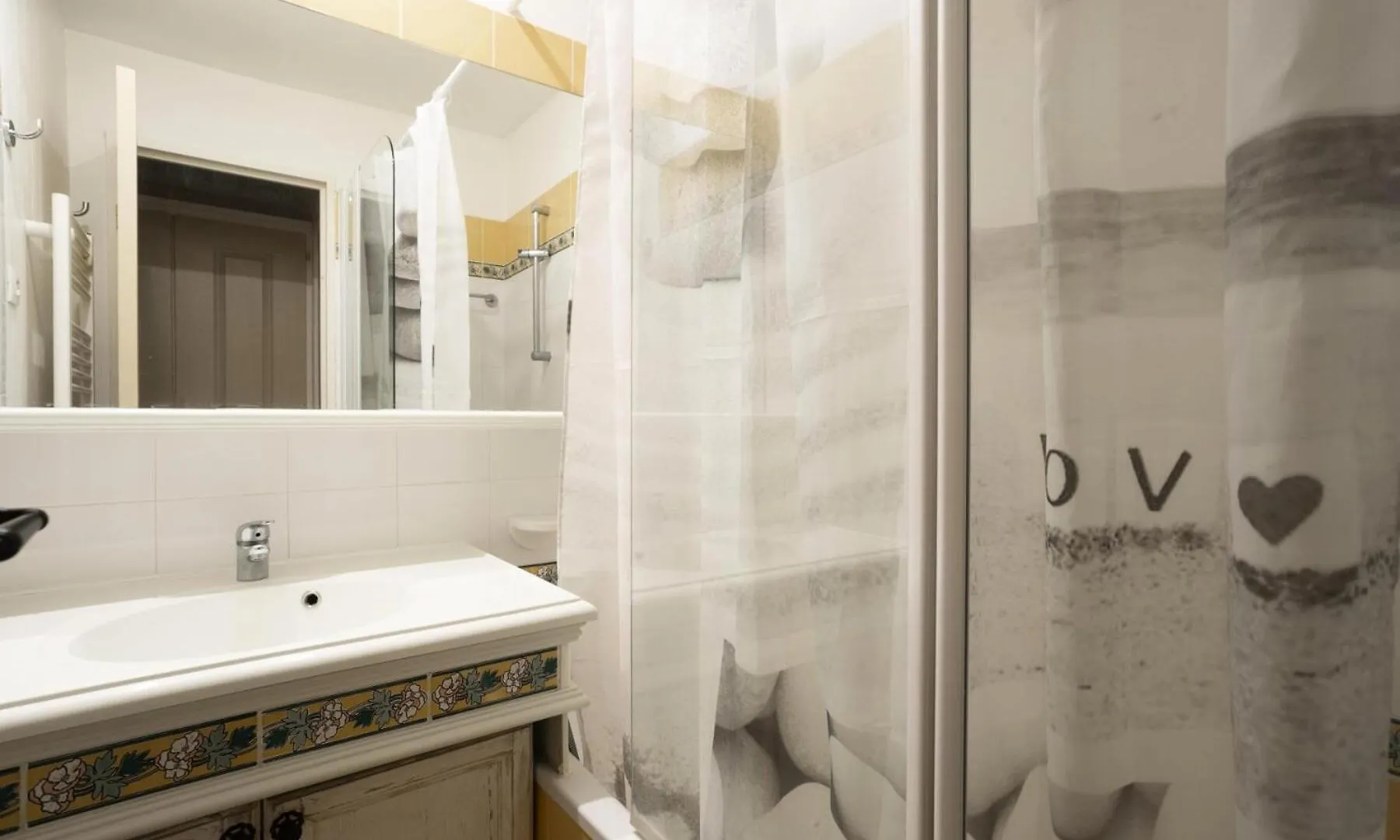 Les Appartements Aux Restanques Du Golfe De St Tropez - Maeva Home - Appartement Avec Mezzanine 2 Pieces 4 Personnes - Confort Mae-3700 Grimaud Apartment